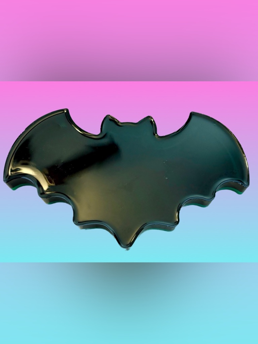 Handmade Resin Glitter Bat Trinket Tray Neon Green + Black - Picture 4 of 5